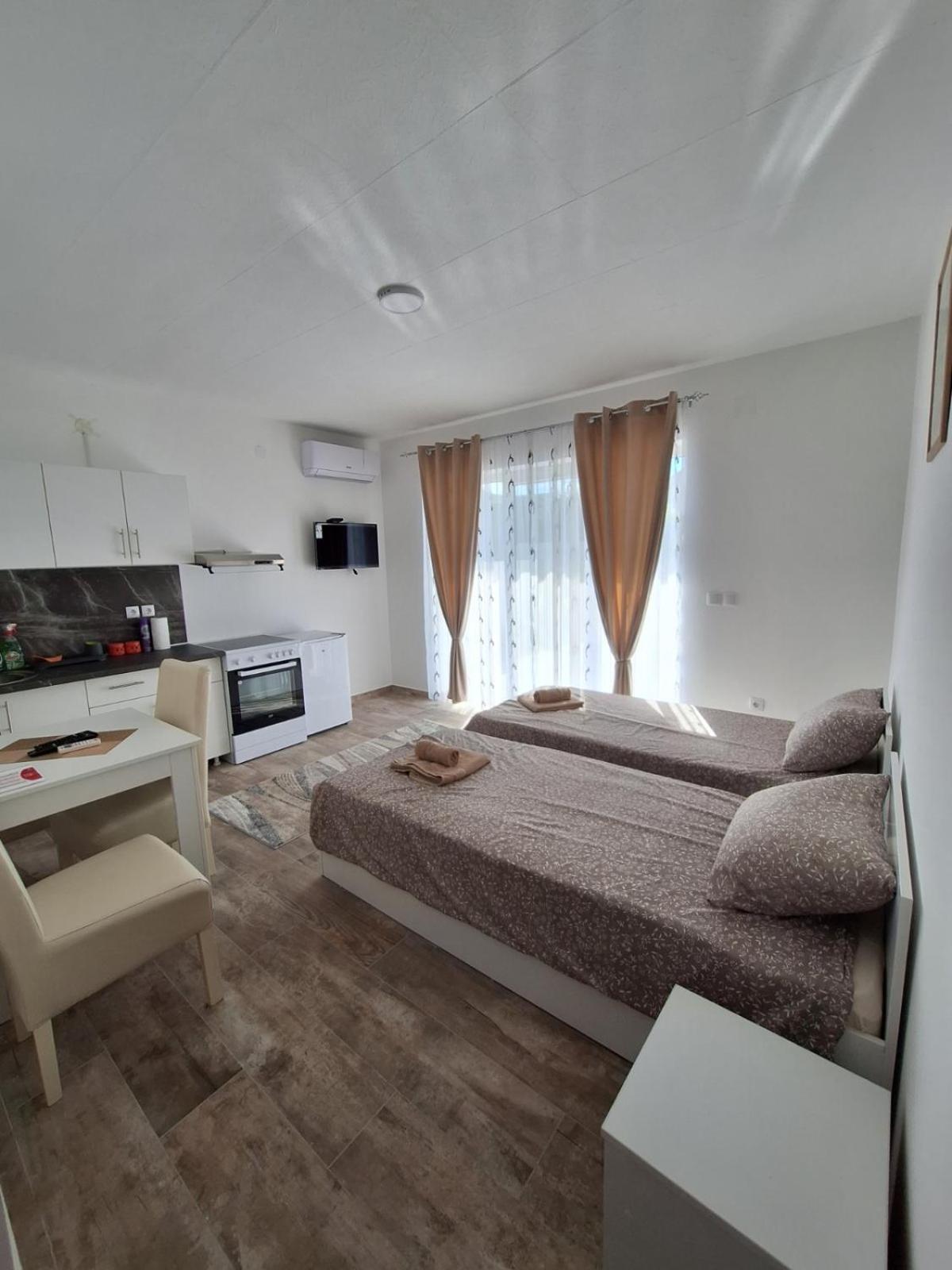 Apartmani Koki Kladovo Exterior photo
